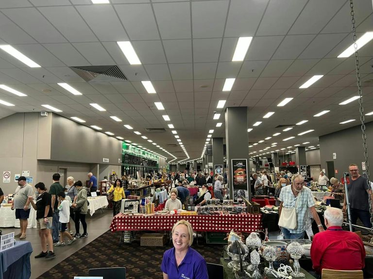 Inside the market, 1600sqm of stalls