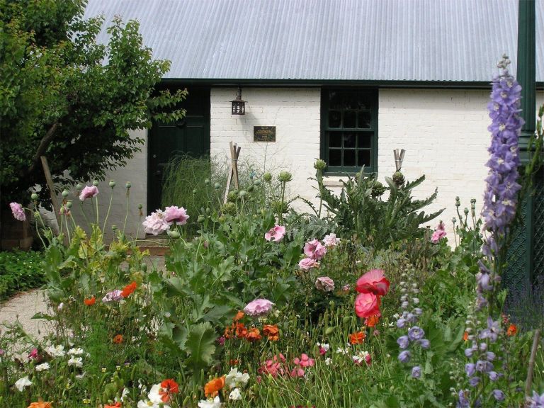 Old Government Cottage