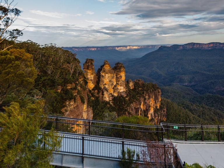 3 Sisters and Jamison Valley