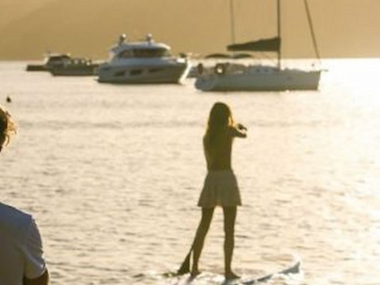 Paddleboarding on the Pittwater