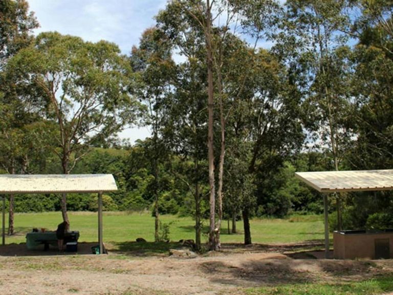 Back creek picnic area, Blue Gum Hills Regional Park. Photo: John Yurasek &copy; OEH