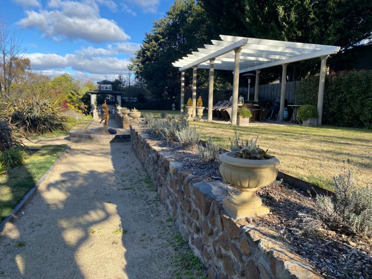 A beautiful garden in Uralla