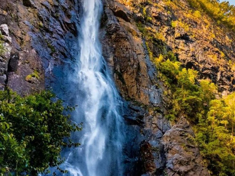 Ellenborough Falls taken from the base of the falls